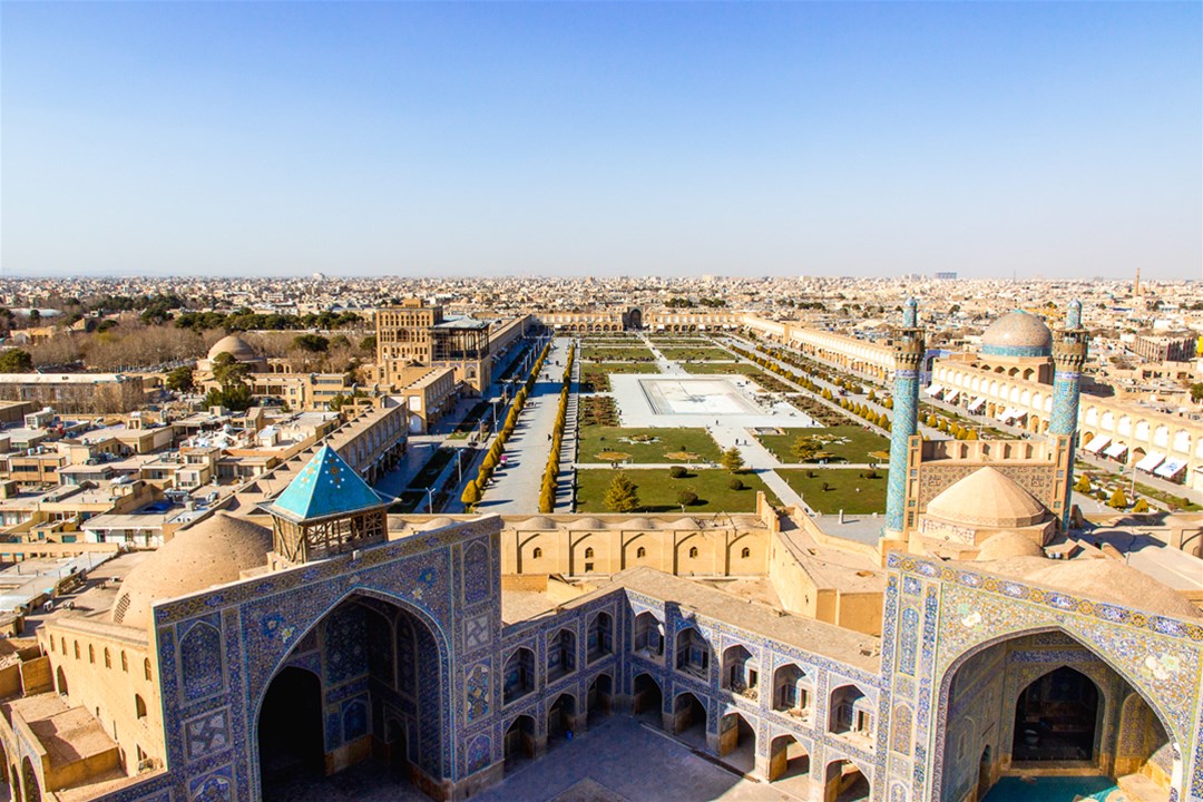 سفر به اصفهان نصف جهان را از دست ندهید